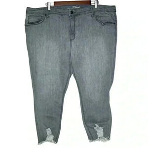 Universal Thread Jean capris